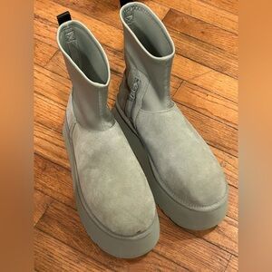 New Ugg Women Suede Classic Dipper Platform Size 8 Boot